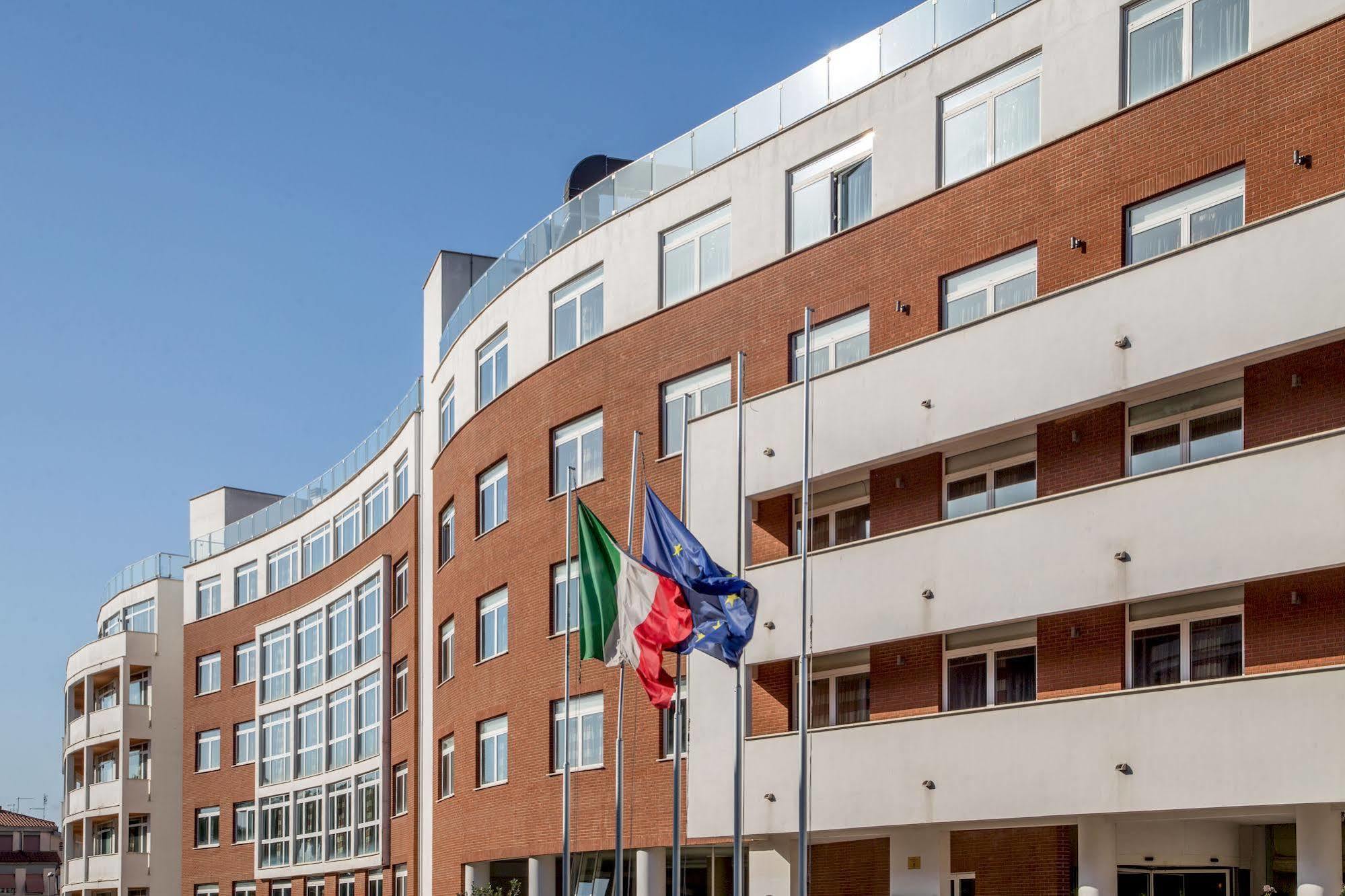 Hotel Capannelle Roma Exterior foto